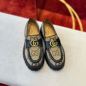 Gucci Women Shoes Style ?700271 DKSD0 1000 Women's lug sole Interlocking G loafer 191411 - 35 - View 1