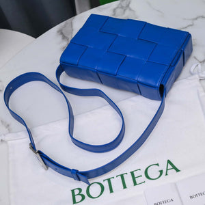 Bottega Veneta BV 578004 Cassette Cross-body bag soft lambskin leather BV89908 - Default Title - View 3