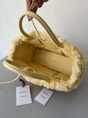 Bottega Veneta BV 652867 Arco Tote Intreccio shearling Light Yellow - Default Title - View 9