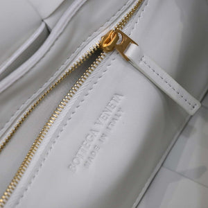 Bottega Veneta BV 666870 Cassette Intreccio grained leather cross-body bag White - Default Title - View 8