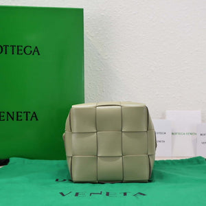 Bottega Veneta BV 680218 Small Cassette Cross-Body Bucket Matcha green - Default Title - View 3