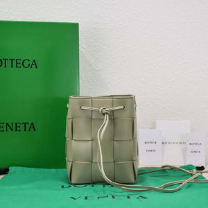 Bottega Veneta BV 680218 Small Cassette Cross-Body Bucket Matcha green - Default Title - View 4