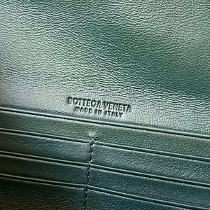 Bottega Veneta BV 741511 Long Clutch Andiamo With Handle Emerald Dark Green - Default Title - View 9