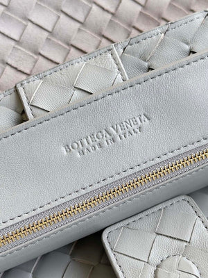 Bottega Veneta BV 766019 Large Andiamo bag BV9908 in Suede - Default Title - View 8