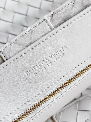 Bottega Veneta BV 766019 Large Andiamo fondant bag BV9911 - Default Title - View 8