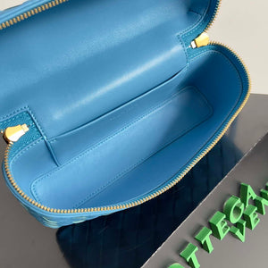 Bottega Veneta BV 789109V3IV16414 Bang Bang Vanity Case Blue - Default Title - View 9