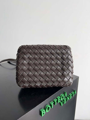 Bottega Veneta BV 796569VCPPT2190 Small Andiamo Parachute fondant - Default Title - View 5