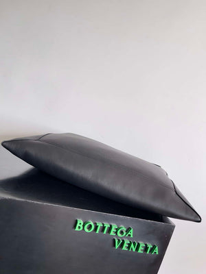 Bottega Veneta BV 803976 Large Hop bag Shoulder bag in silky calf leather BV9093 - Default Title - View 3