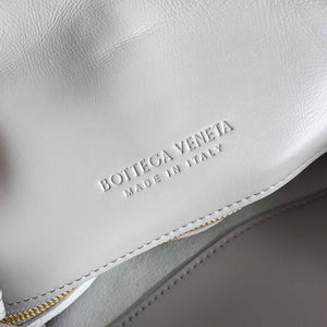 Bottega Veneta BV 806030V4SJ12190 Small Liberta Bag White - Default Title - View 6