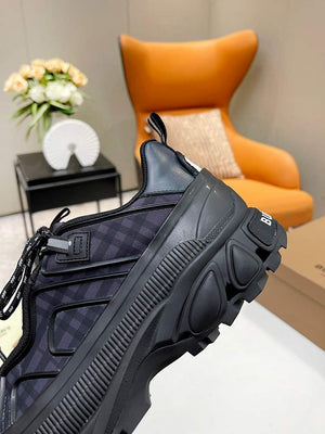 Burberry Vintage Check Cotton Arthur Sneakers 80372546 - Male 39 - View 5