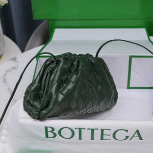 BV 585852 Bottega Veneta Mini Pouch intrecciato leather clutch with strap Dark Green - Default Title - View 4