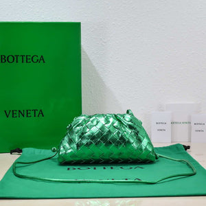 BV 585852 Bottega Veneta Mini Pouch Buckskin leather clutch with strap metallic Green - Default Title - View 3