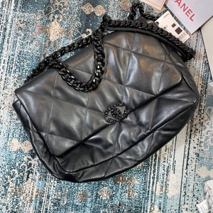 Chanel 19 Maxi Handbag Lambskin Gold AS1162 Black - Default Title - View 6