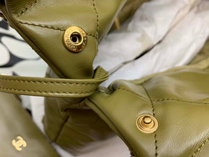 Chanel 22 AS3260 Small Handbag Shiny Calfskin Lemon Yellow - Default Title - View 7