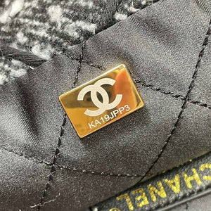 Chanel 22 Handbag Gold-Tone Metal Canvas AS3260 Gray and White - Default Title - View 8