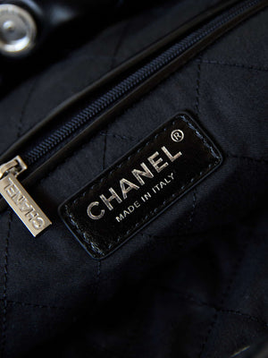 Chanel 22 Handbag Shiny Calfskin Gold AS3261 Black with Black Logo - Default Title - View 8