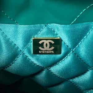 Chanel 22 Mini Handbag AS3980 Shiny Calfskin & Gold-Tone Metal Green - Default Title - View 9