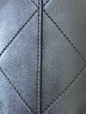 Chanel 25SS AS5425 Large Hobo Handbag Shiny Lambskin & Gold-Tone Metal Black - Default Title - View 8