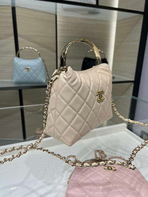 Chanel 25SS Crush With handle box Bag Lambskin AP4591 Apricot - Default Title - View 3