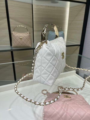 Chanel 25SS Crush With handle box Bag Lambskin AP4591 White - Default Title - View 3