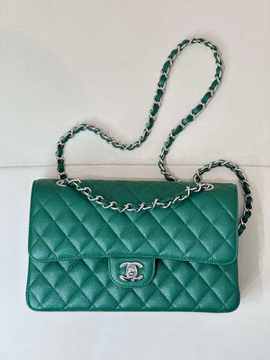 Chanel A01112 Flap Classic 11.12 Handbag Calfskin Sewing Edge Green - Gold - View 1