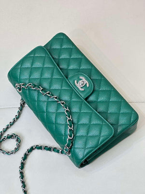 Chanel A01112 Flap Classic 11.12 Handbag Calfskin Sewing Edge Green - Gold - View 6
