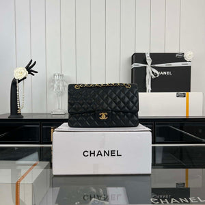 Chanel A01112 Flap Classic 11.12 Handbag Grained Calfskin & Gold-Tone Metal Black - Default Title - View 1