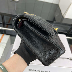 Chanel A01112 Flap Classic 11.12 Handbag Grained Calfskin & Gold-Tone Metal Black - Default Title - View 4