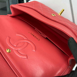 Chanel A01112 Flap Classic 11.12 Handbag Grained Calfskin & Gold-Tone Metal Red - Default Title - View 8
