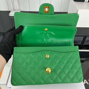 Chanel A01112 Flap Classic 11.12 Handbag Grained Calfskin & Gold-Tone Metal Kelly Green - Default Title - View 7