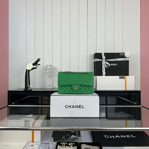 Chanel A01112 Flap Classic 11.12 Handbag Grained Calfskin & Silver-Tone Metal Kelly Green - Default Title - View 1
