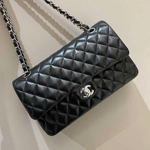 Chanel A01112 Flap Classic 11.12 Handbag Haas Lambskin & Gold-Tone Metal Black - Light Gold - View 1