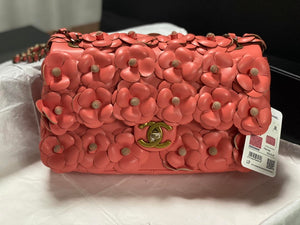 Chanel A01112 Flap Classic 11.12 Handbag Lambskin Camellia Series Rose Red - Default Title - View 2