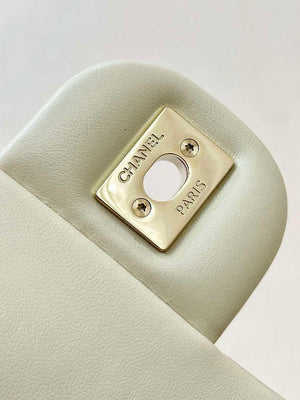 Chanel A01112 Flap Classic 11.12 Handbag White Lambskin Gold - Default Title - View 2