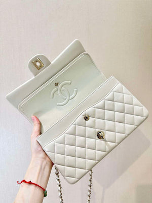 Chanel A01112 Flap Classic 11.12 Handbag White Lambskin Gold - Default Title - View 10