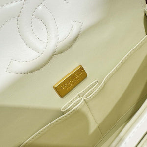 Chanel A01112 Flap Classic Handbag Tweed & Gold-Tone Metal Beige - Default Title - View 9