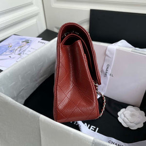 Chanel A01112 Flap Handbag Classic bag Grained shiny Calfskin Wine Red - Default Title - View 4