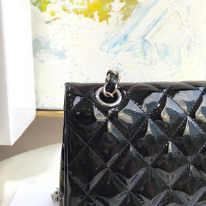 Chanel A01112 Flap Handbag Classic Bag Patent leather Lambskin Black Silvery - Default Title - View 5