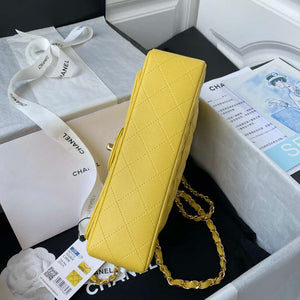 Chanel A01113 Flap Handbag Classic Bag Grained shiny Calfskin Yellow Gold - Default Title - View 5