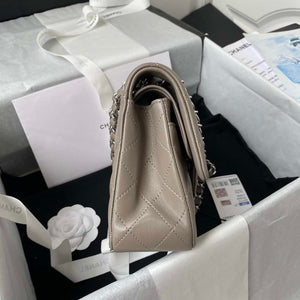Chanel A01113 Flap Handbag Classic Bag Lambskin Light Gray Silver - Default Title - View 5