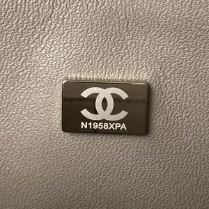 Chanel A01113 Flap Handbag Classic Bag Lambskin Light Gray Silver - Default Title - View 9