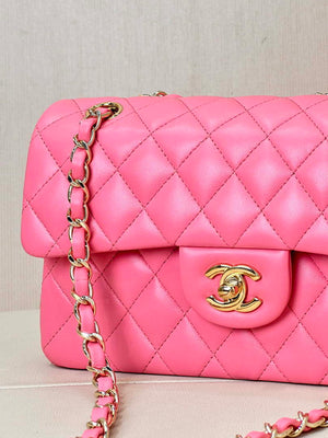 Chanel A01117 Flap Handbag Classic Bag 23cm Rose Red Lambskin - Default Title - View 4