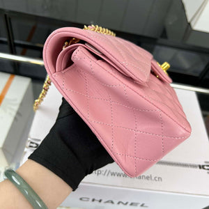 Chanel A01117 Flap Handbag Classic Bag Pink Lambskin - Gold - View 4