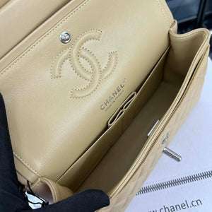 Chanel A01117 Flap Handbag Classic Bag Apricot Lambskin - Gold - View 17