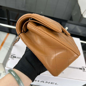 Chanel A01117 Flap Handbag Classic Bag Brown Lambskin - Gold - View 13
