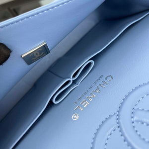 Chanel A01117 Flap Handbag Classic Bag Blue Lambskin - Gold - View 18