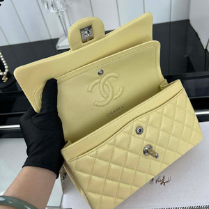 Chanel A01117 Flap Handbag Classic Bag Light Yellow Lambskin - Gold - View 16