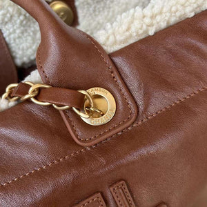 Chanel A66941 Large TOTE Shearling Lambskin & Gold-Tone Metal Brown & Beige - Default Title - View 5