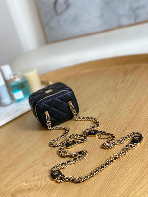 Chanel A68101 Small Vanity With Chain Lambskin Black - Default Title - View 4