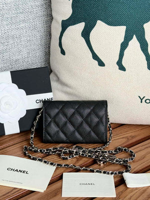 Chanel A81081 Wallet on Chain Shiny Calfskin Black small ball - Gold - View 2